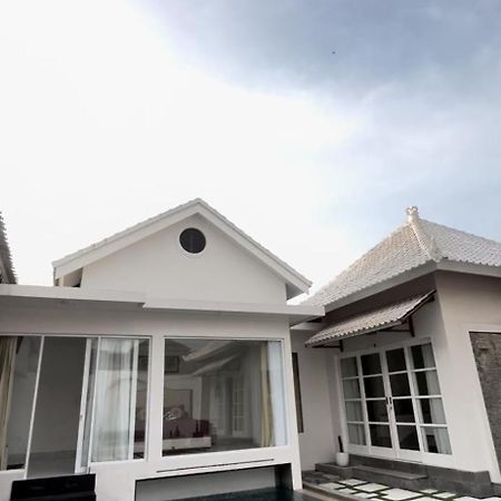 Villa Gong Umara Canggu Ngoại thất bức ảnh